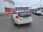 Volvo V60 2017 Valkoinen