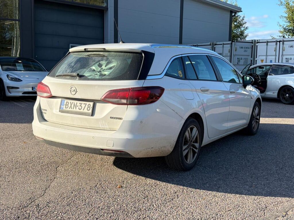 Opel Astra 2019 Valkoinen