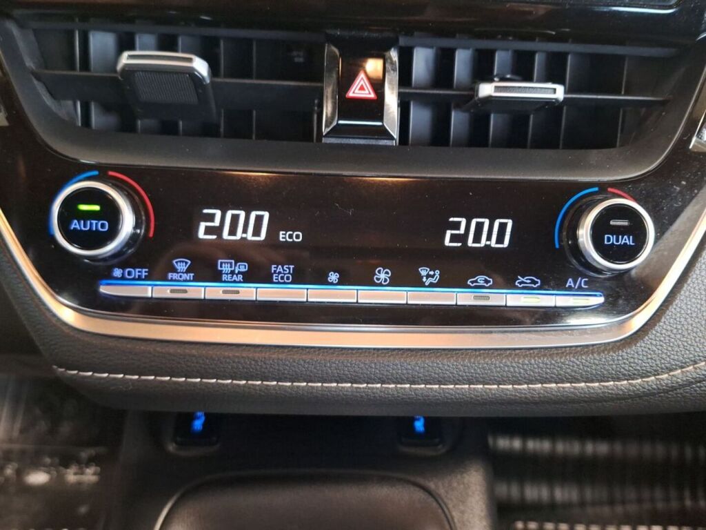 Toyota Corolla 2019 Valkoinen