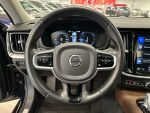 Volvo V60 2019 Musta