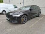 Volvo V60 2019 Musta