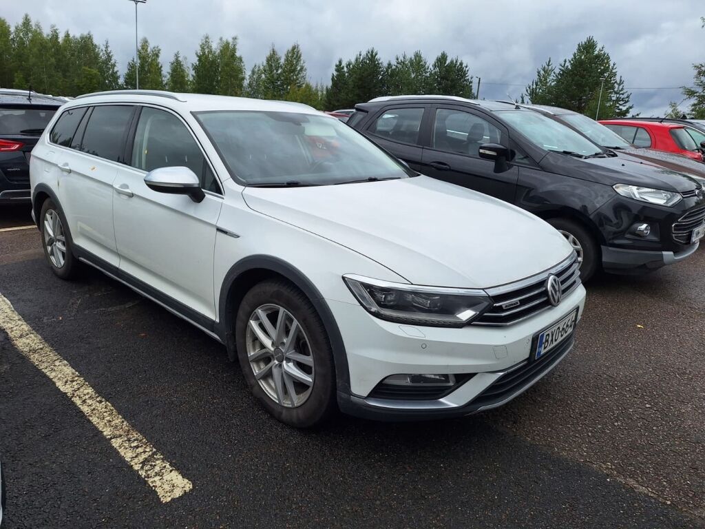 Volkswagen Passat 2016 Valkoinen