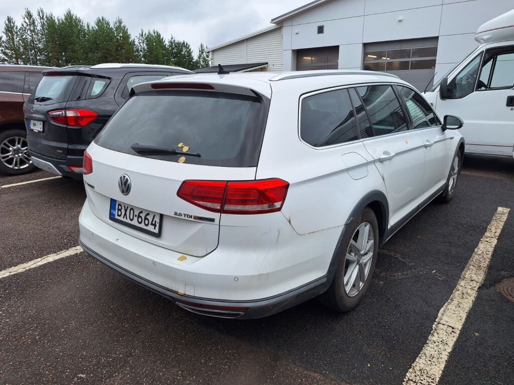 Volkswagen Passat 2016 Valkoinen
