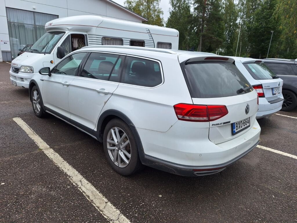 Volkswagen Passat 2016 Valkoinen