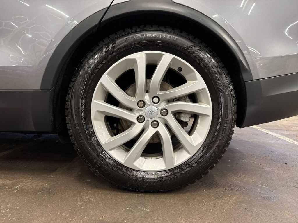 Land Rover Discovery 2020 Harmaa