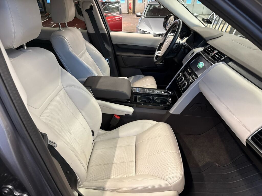 Land Rover Discovery 2020 Harmaa