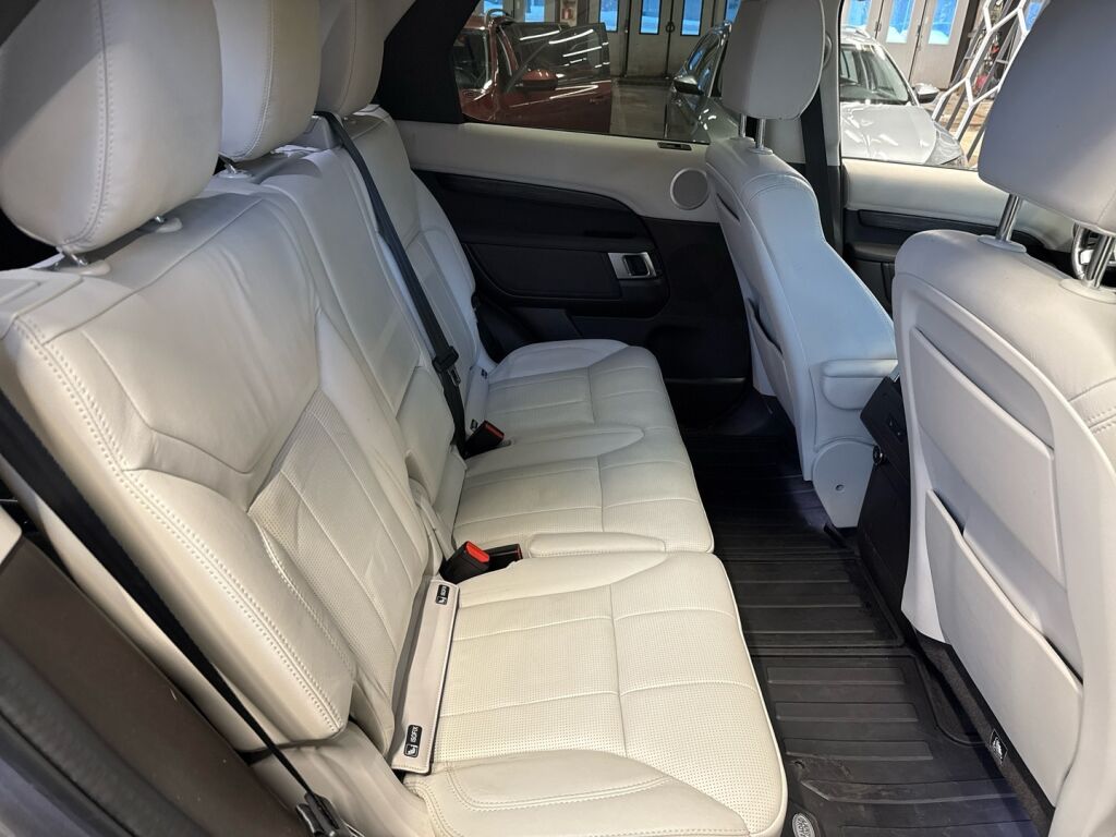 Land Rover Discovery 2020 Harmaa