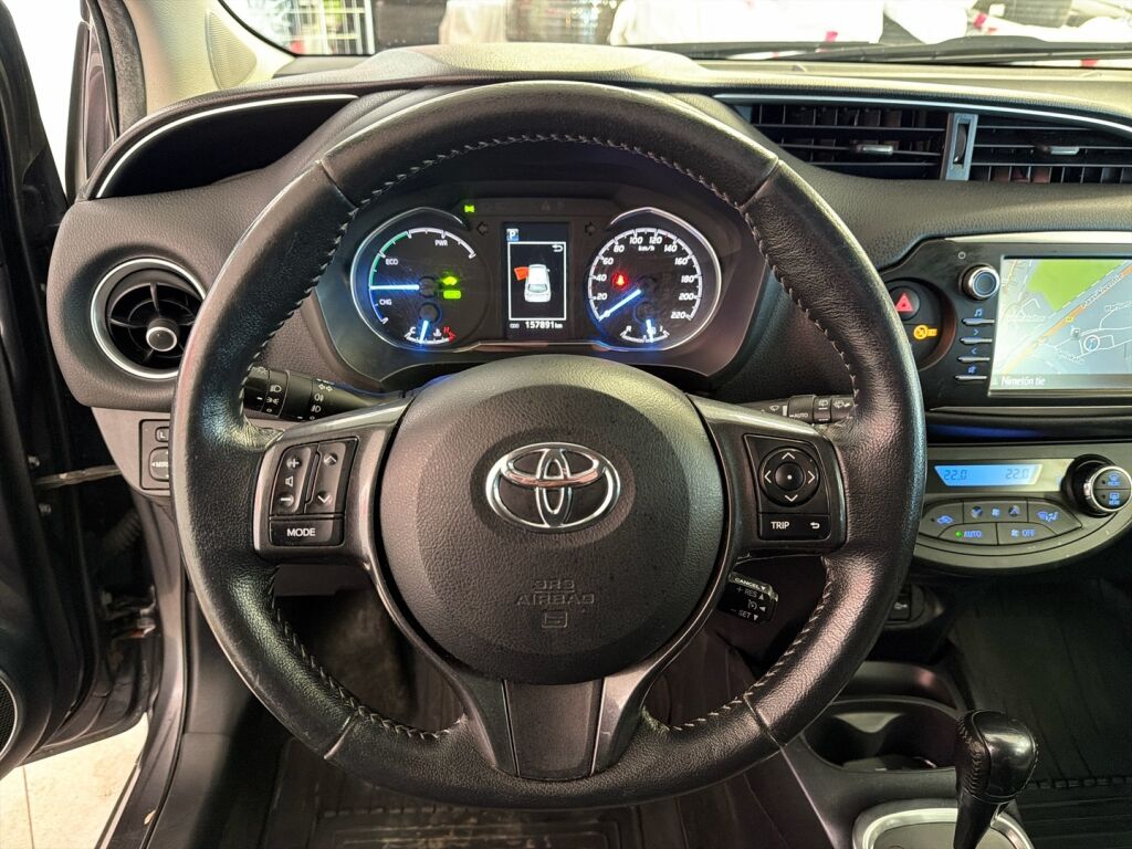 Toyota Yaris 2019 Harmaa