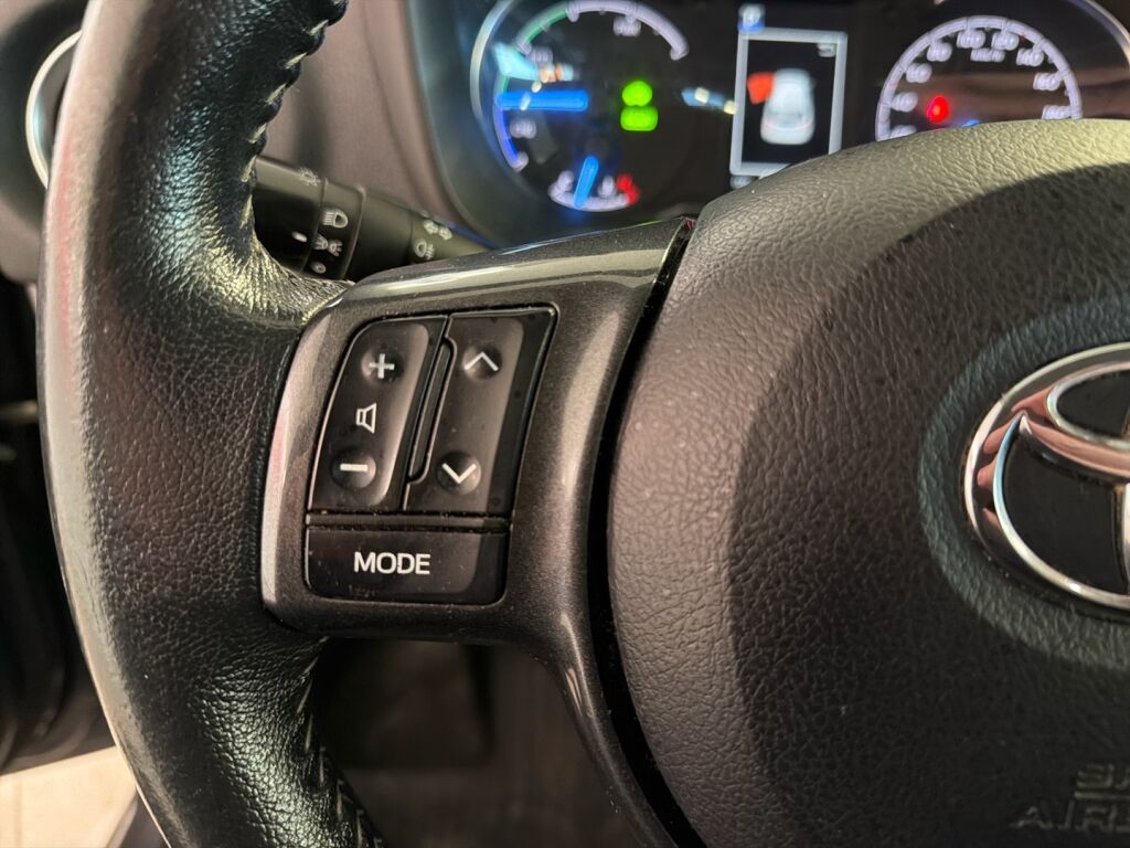 Toyota Yaris 2019 Harmaa