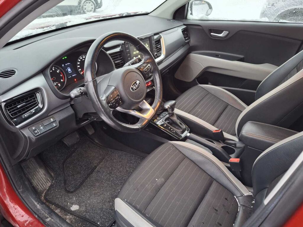 Kia Stonic 2019 Punainen