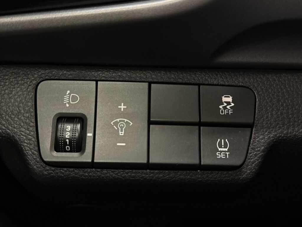 Kia Stonic 2019 Punainen