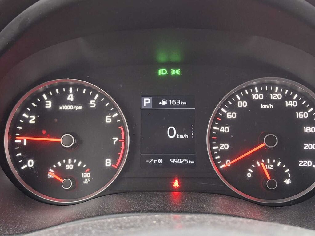 Kia Stonic 2019 Punainen