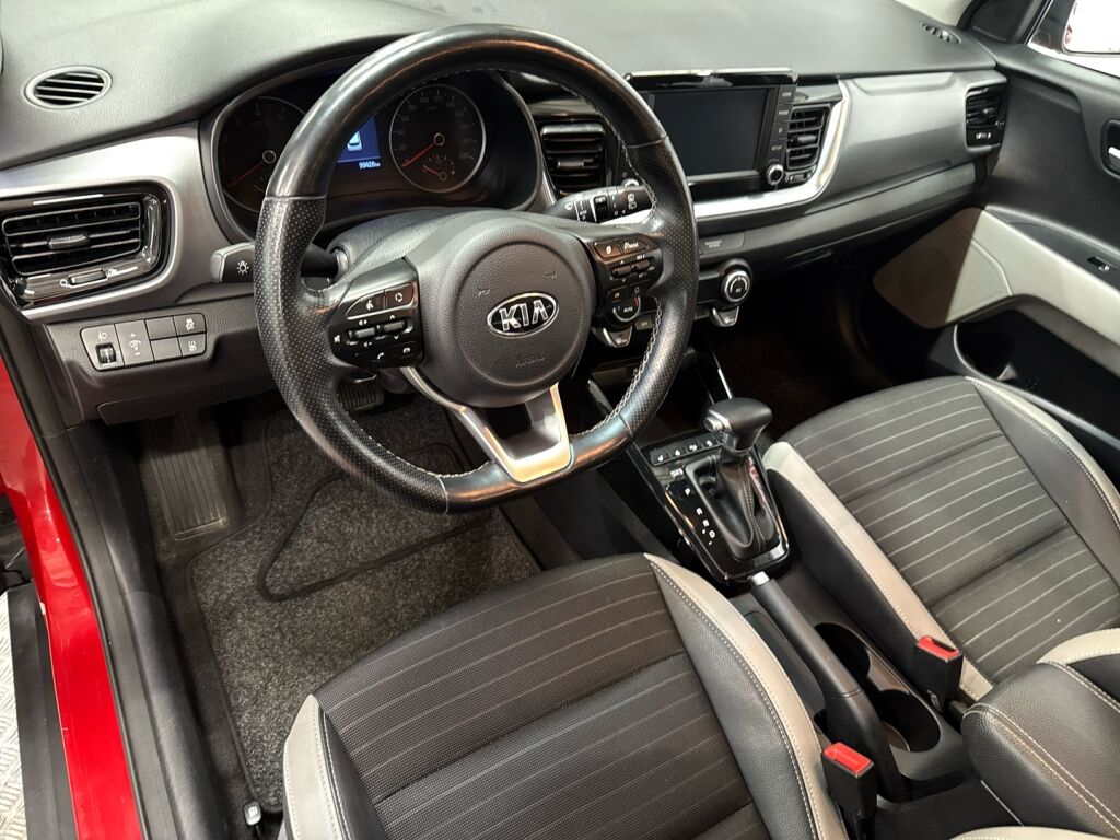 Kia Stonic 2019 Punainen