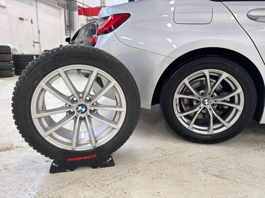 BMW 318 2019 Hopea