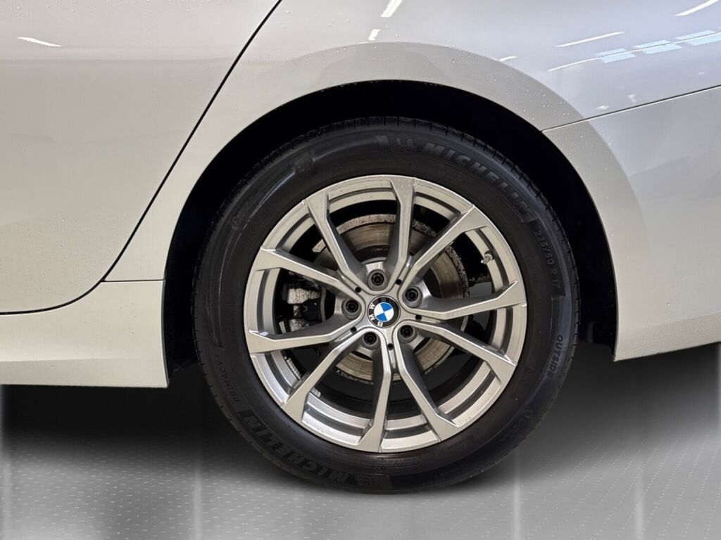BMW 318 2019 Hopea