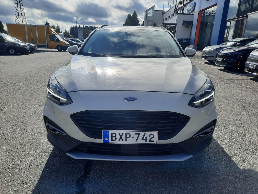 Ford Focus 2019 Valkoinen
