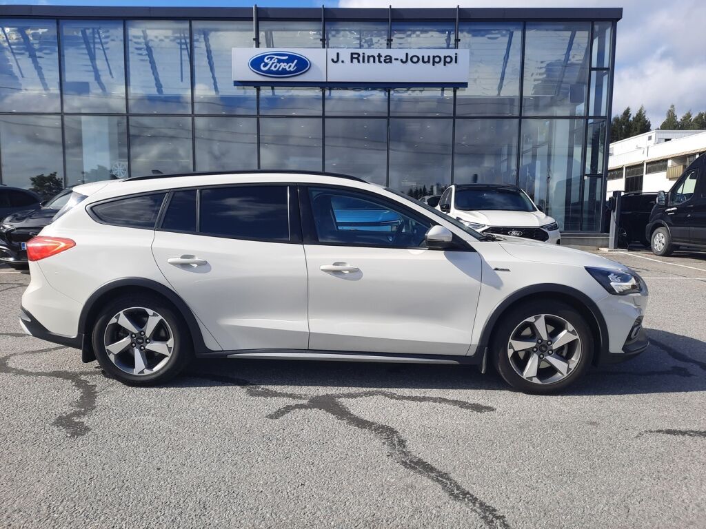 Ford Focus 2019 Valkoinen