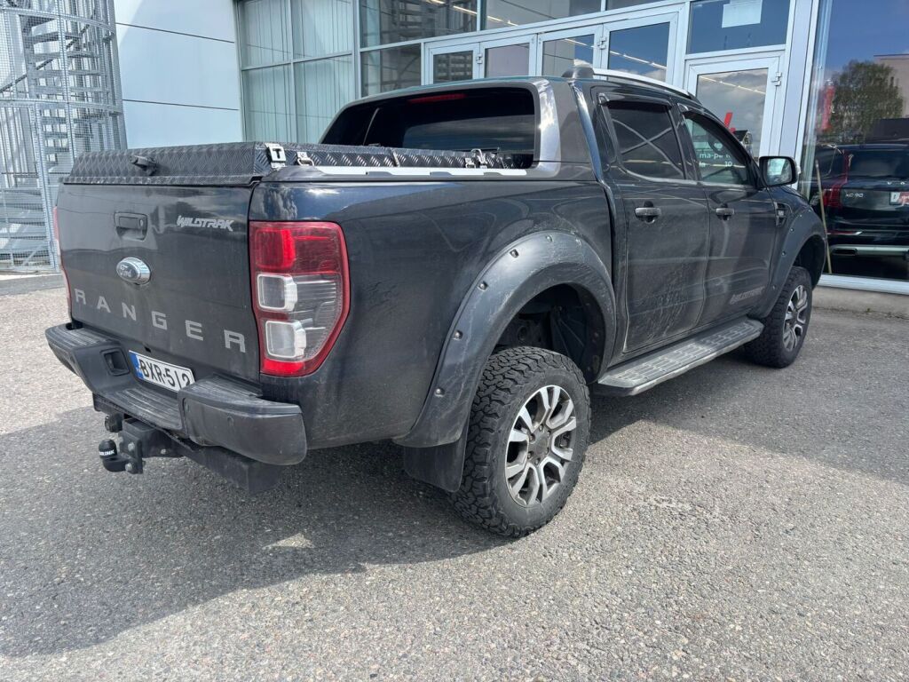 Ford Ranger 2016 Musta