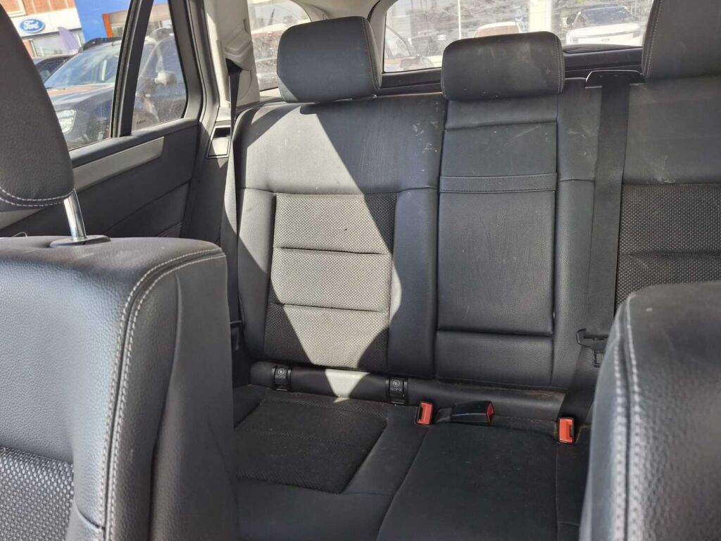 Mercedes-Benz E 2015 Valkoinen