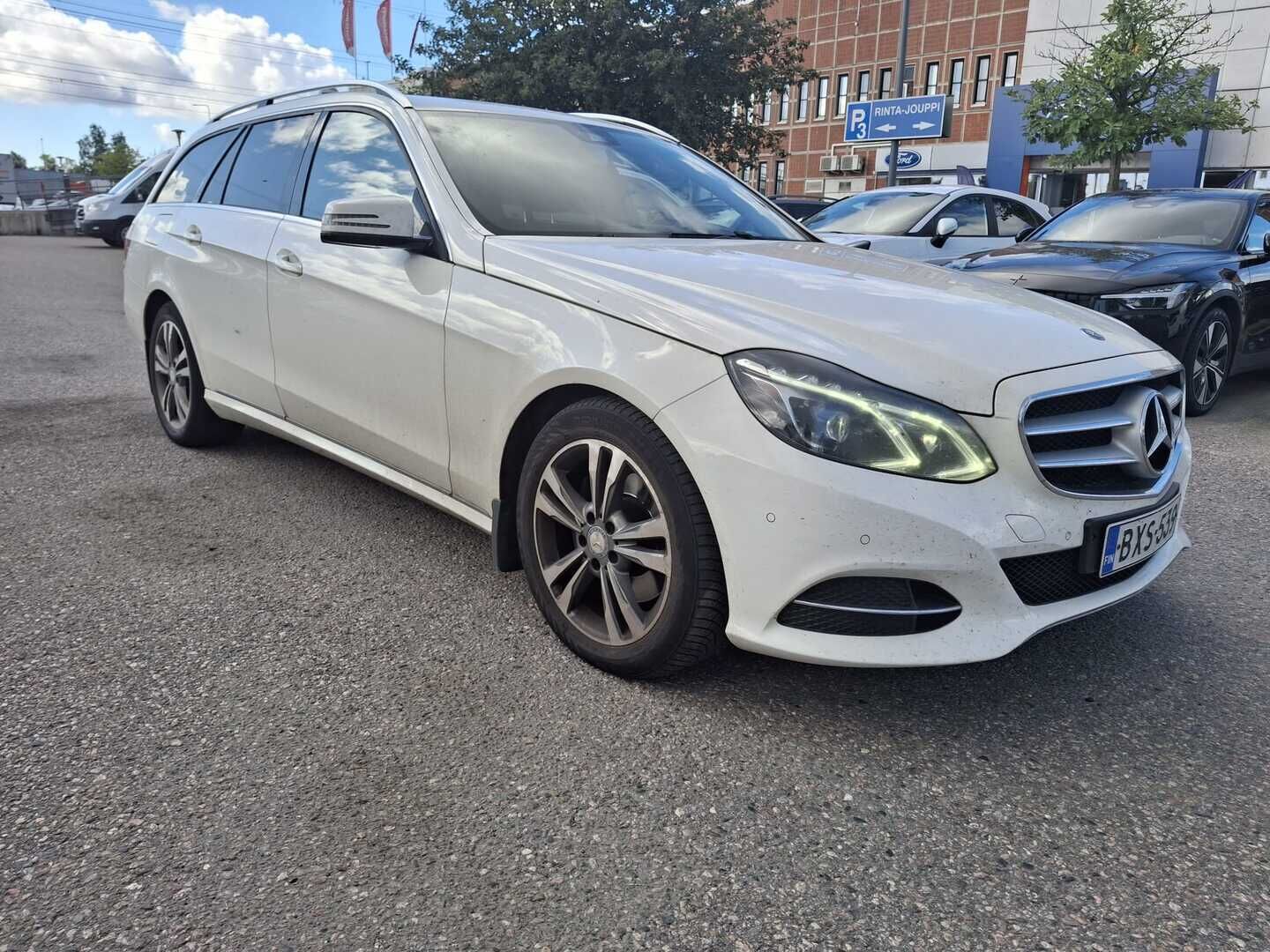Mercedes-Benz E