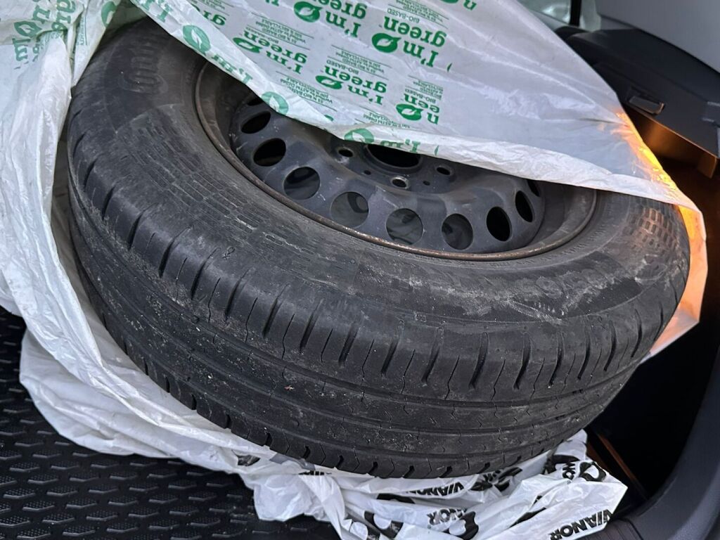 Volkswagen Golf 2019 Valkoinen