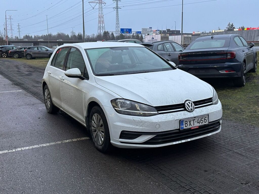 Volkswagen Golf 2019 Valkoinen