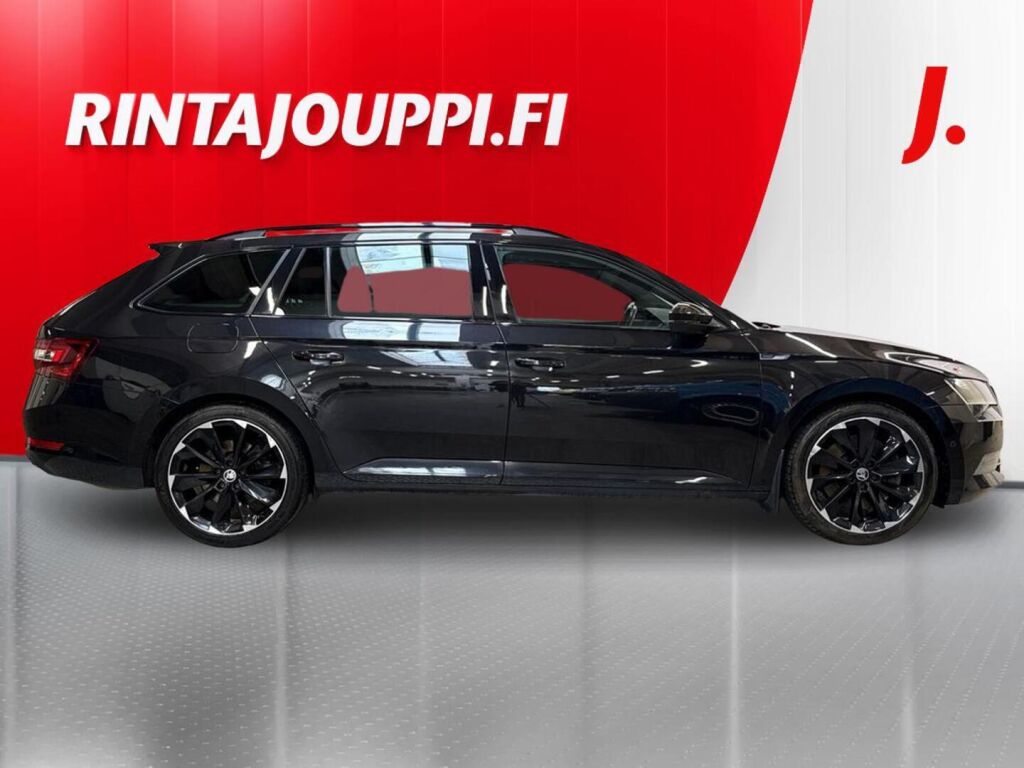 Skoda Superb 2019 Musta