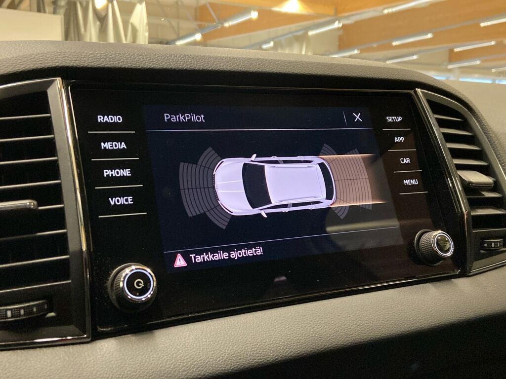 Skoda Karoq 2019 Harmaa