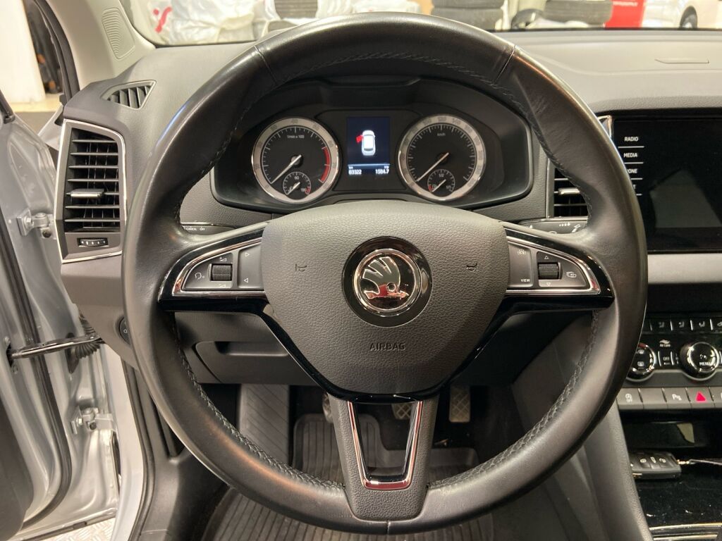 Skoda Karoq 2019 Harmaa