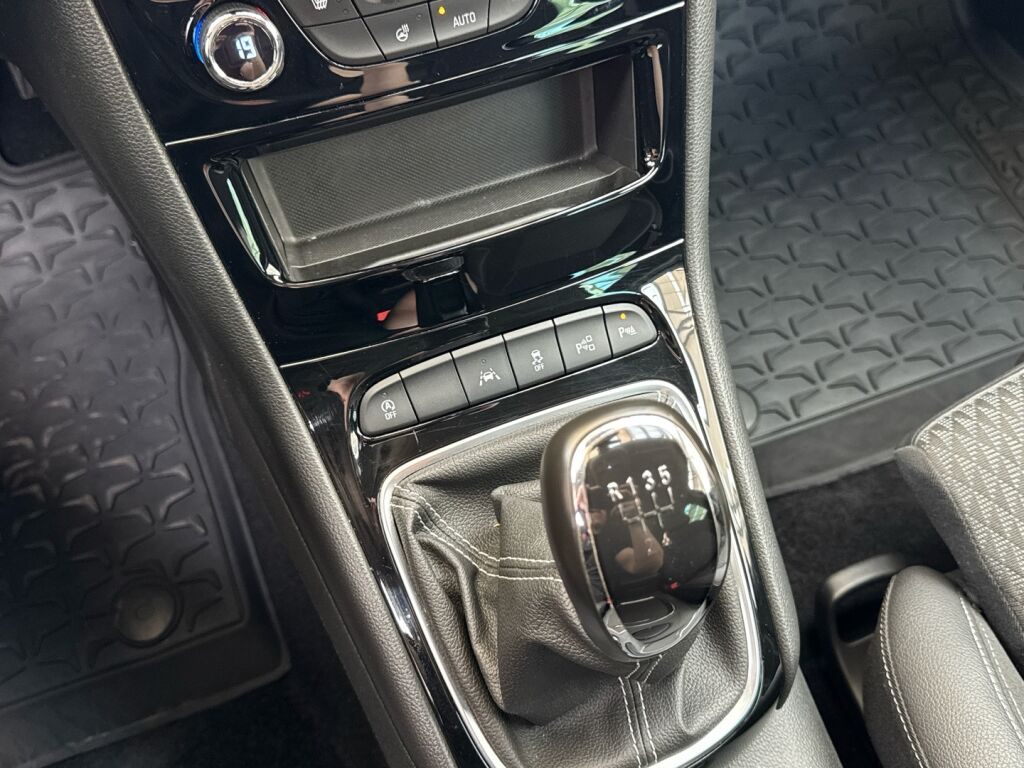Opel Astra 2019 Sininen
