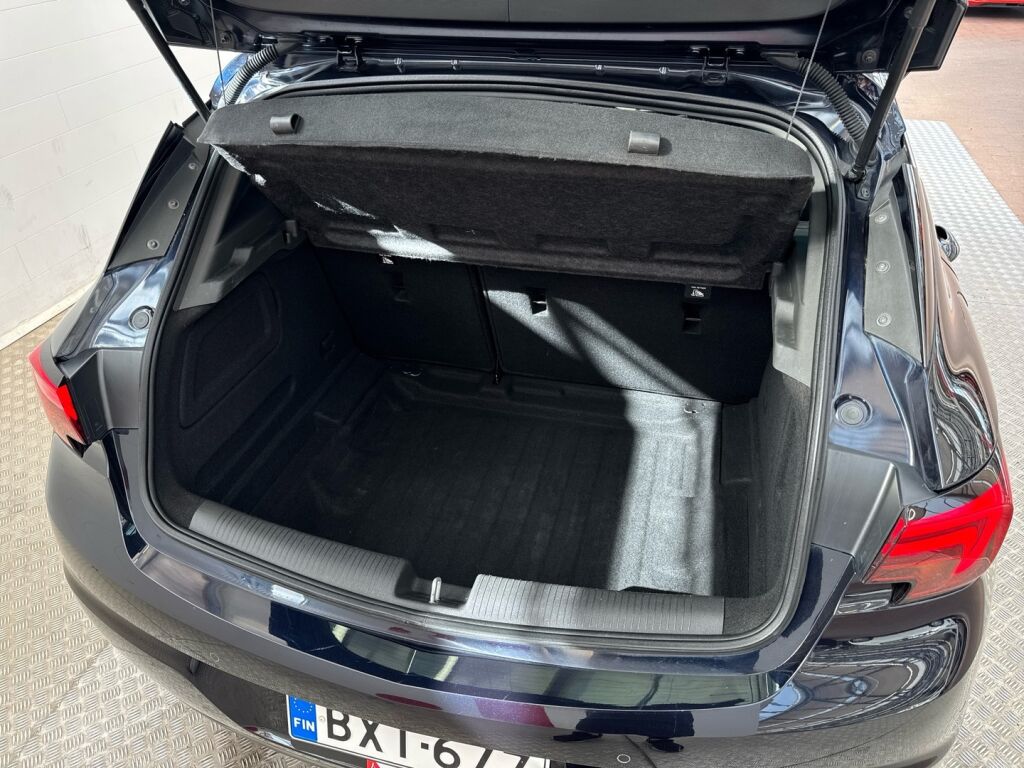 Opel Astra 2019 Sininen