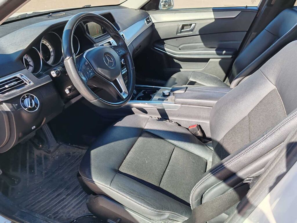 Mercedes-Benz E 2015 Valkoinen