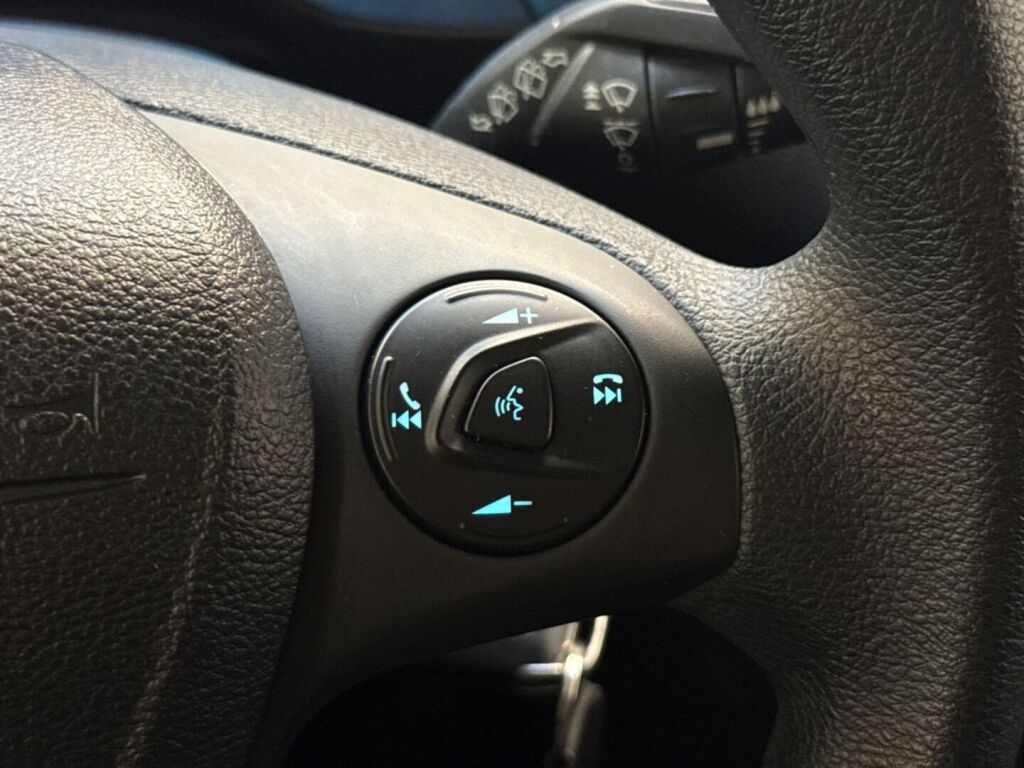 Ford Transit Connect 2019 Valkoinen