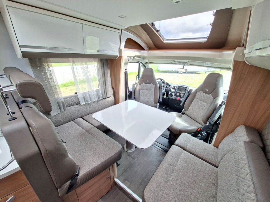 Adria Matrix Supreme 670 SLT 2019 Harmaa