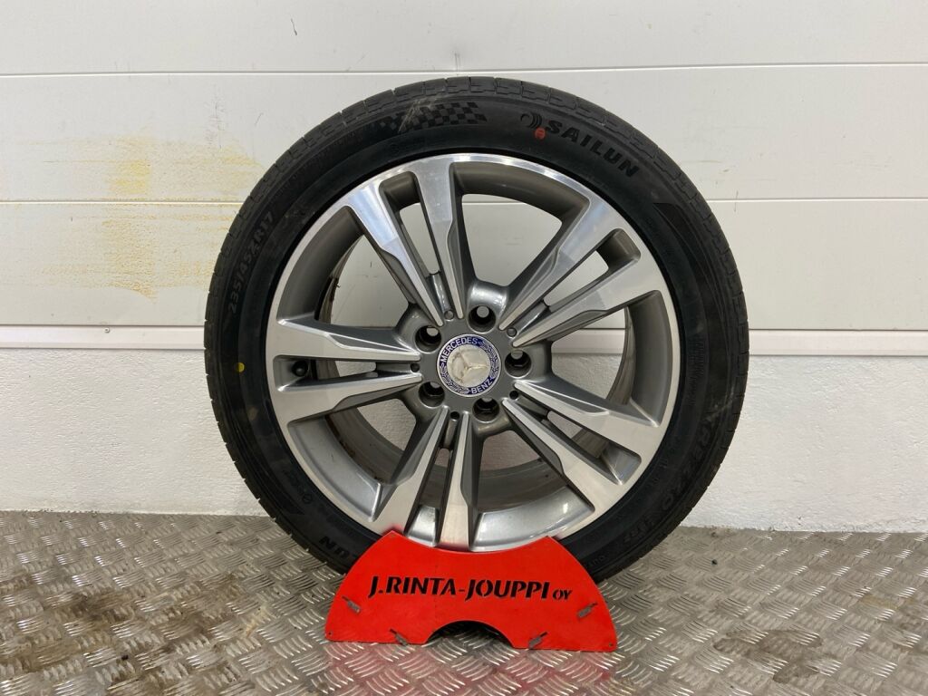 Mercedes-Benz E 2013 Hopea