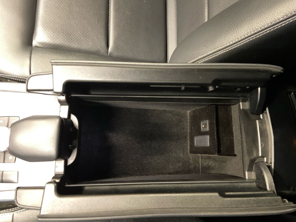 Mercedes-Benz E 2013 Hopea