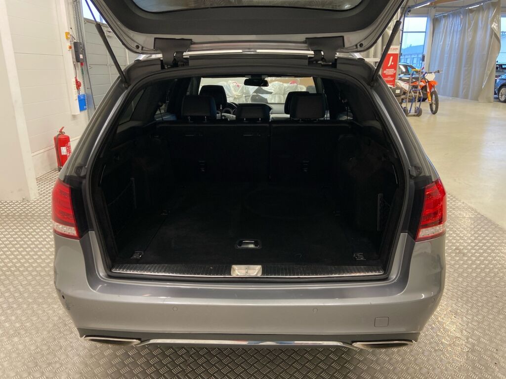 Mercedes-Benz E 2013 Hopea