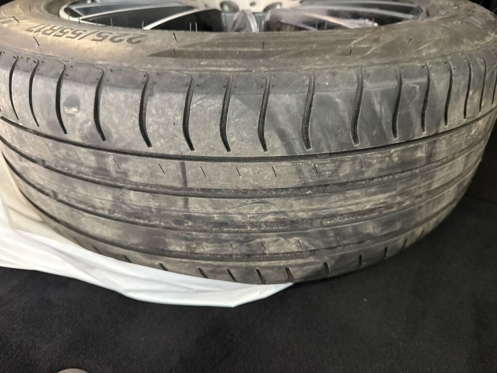 Mercedes-Benz E 2018 Musta