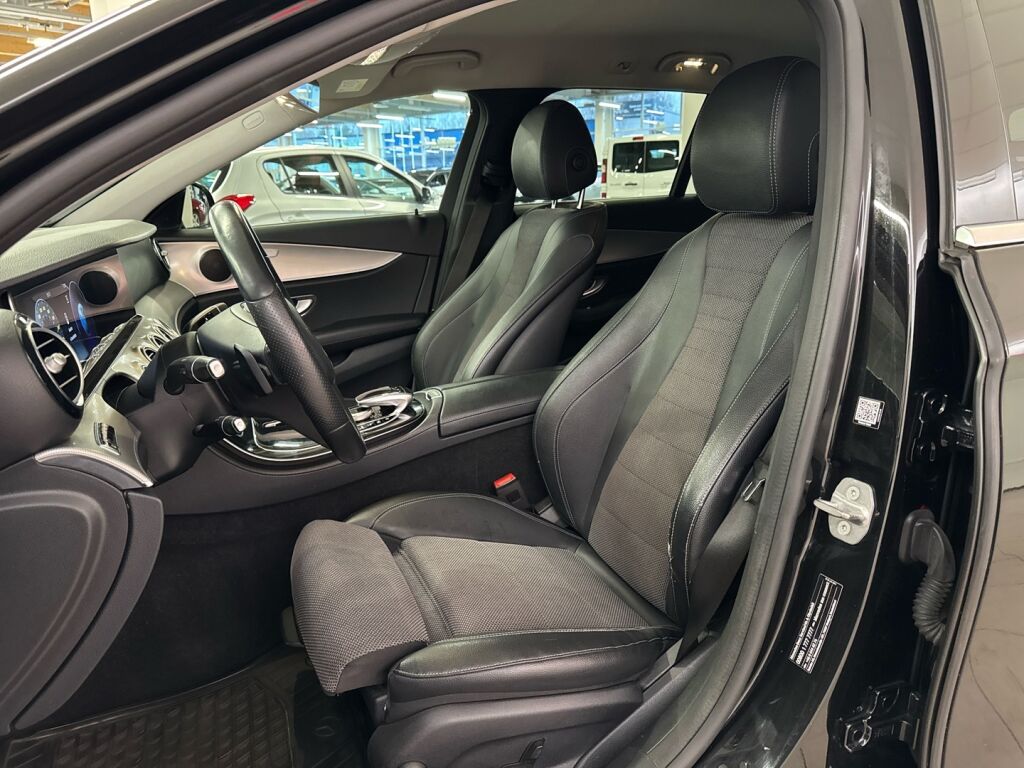 Mercedes-Benz E 2018 Musta