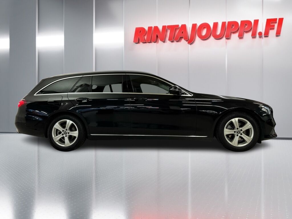 Mercedes-Benz E 2018 Musta