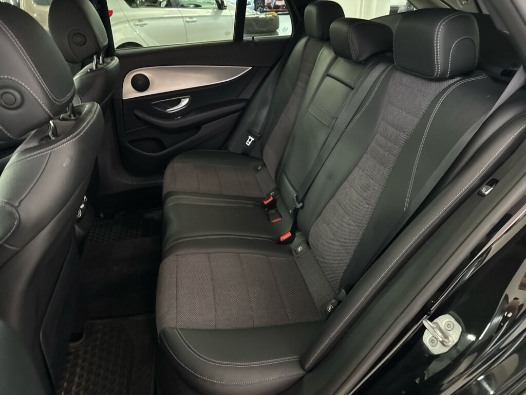 Mercedes-Benz E 2018 Musta