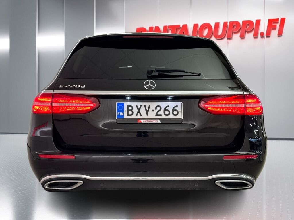 Mercedes-Benz E 2018 Musta