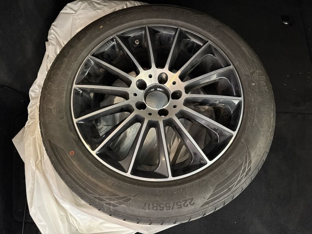 Mercedes-Benz E 2018 Musta