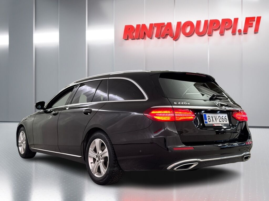 Mercedes-Benz E 2018 Musta