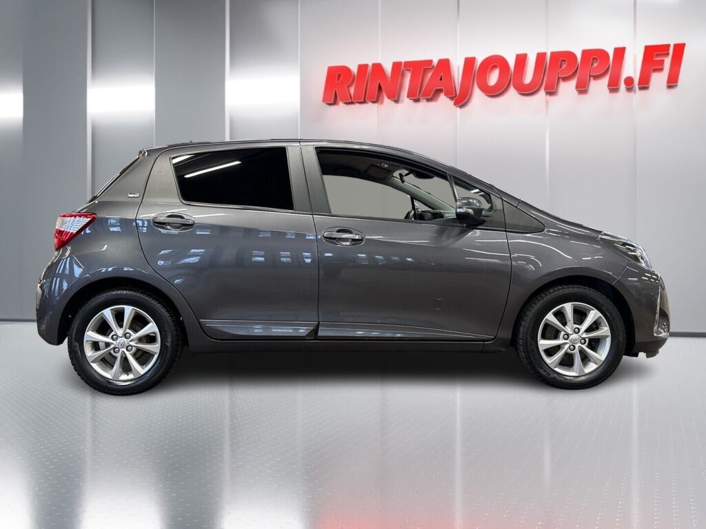Toyota Yaris 2019 Harmaa