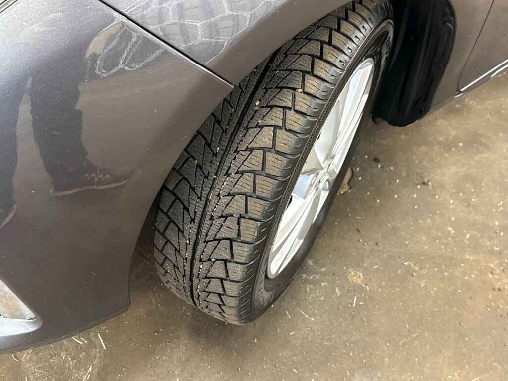 Toyota Yaris 2019 Harmaa