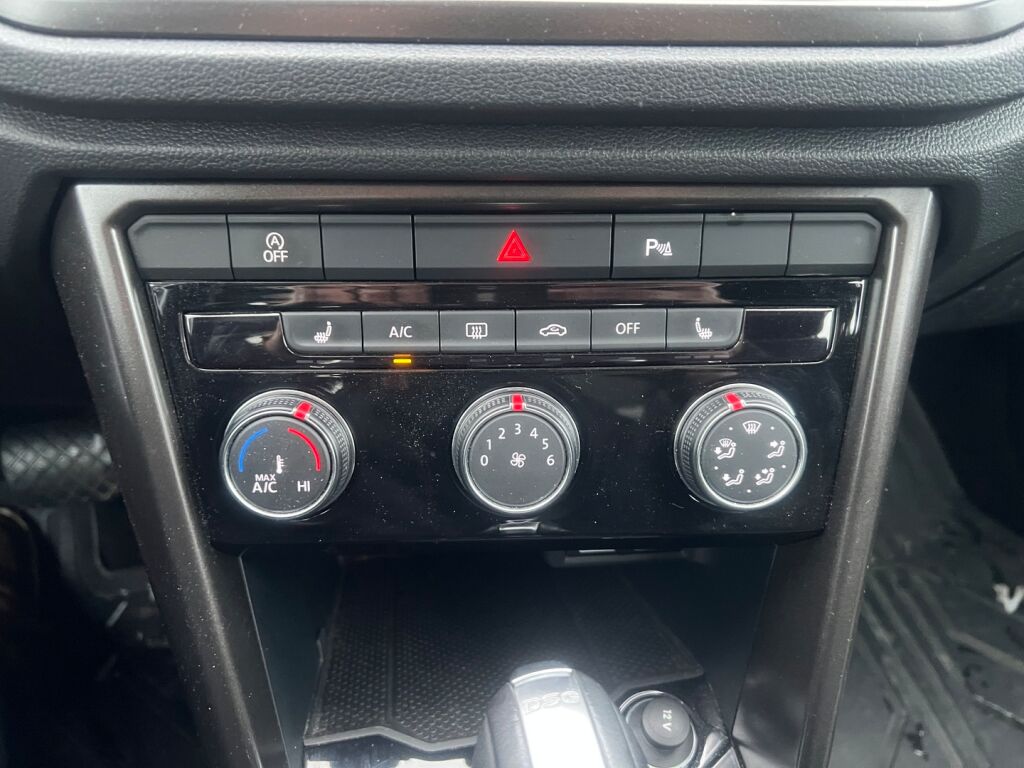 Volkswagen T-Roc 2019 Valkoinen