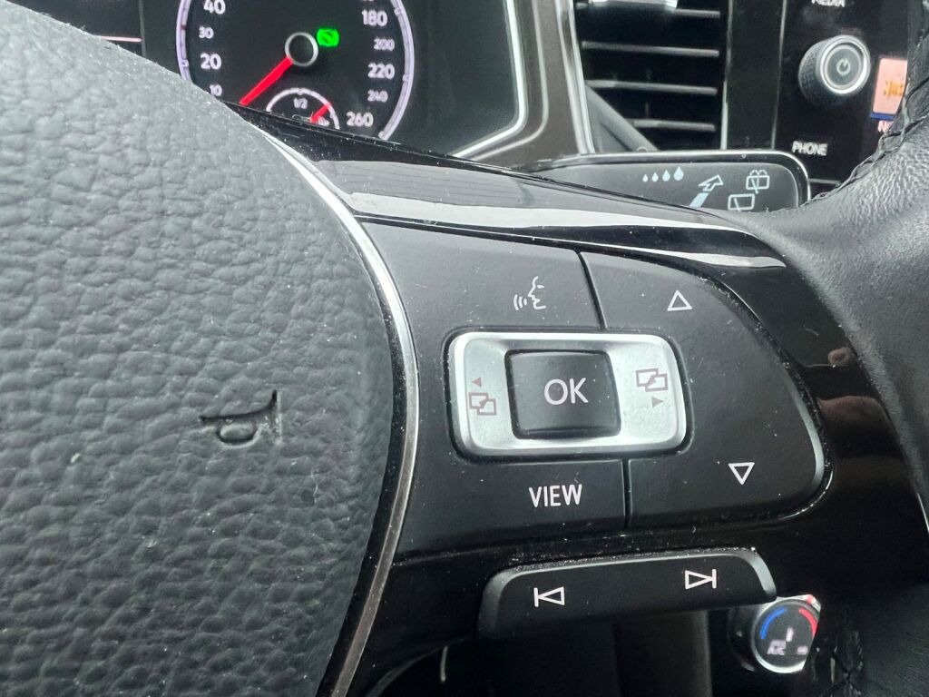 Volkswagen T-Roc 2019 Valkoinen