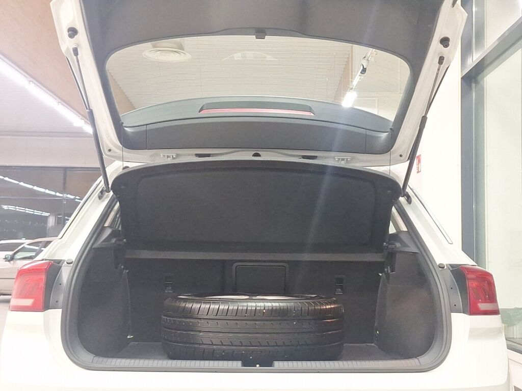 Volkswagen T-Roc 2019 Valkoinen