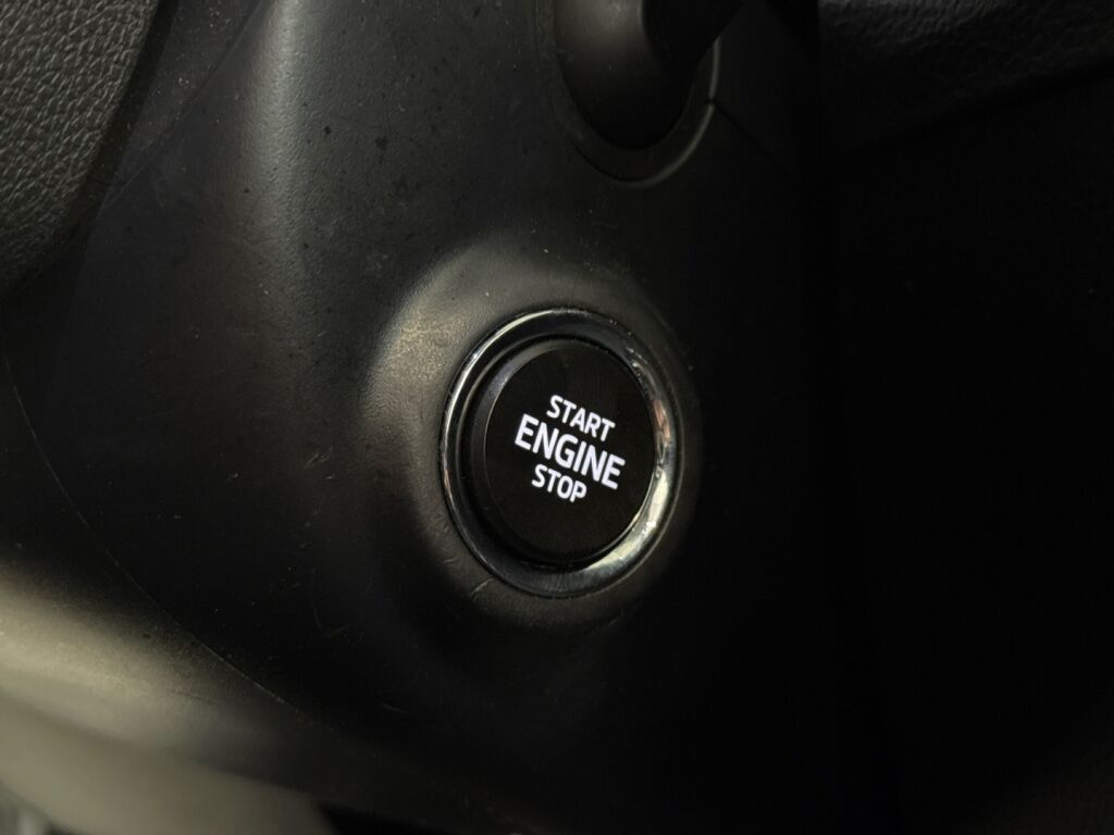 Skoda Superb 2019 Valkoinen